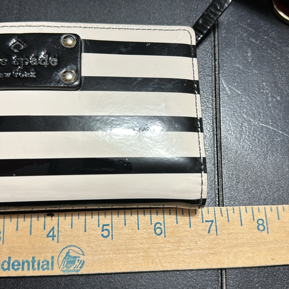 Kate Spade Wellessley Black Stripe Patent Wallet - Picture 9 of 10